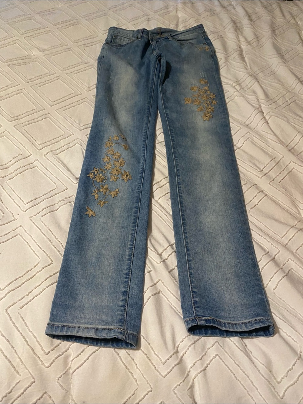 Esqualo Light Wash Embroidered Women’s Skinny Jeans - Floral Detail